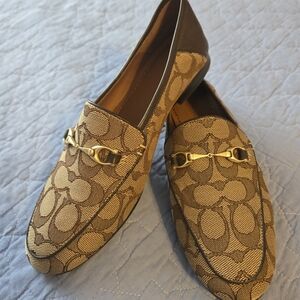 Coach Brown Leather Shoes with Gold Detail Size 6.5
